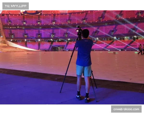 岛人主场举办HFC主题活动 谢弗纪念母亲感人至深